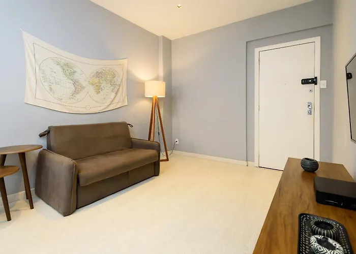 Apartamento Em Ipanema Com Garagem | Bt 82/208 Rio de Janeiro
